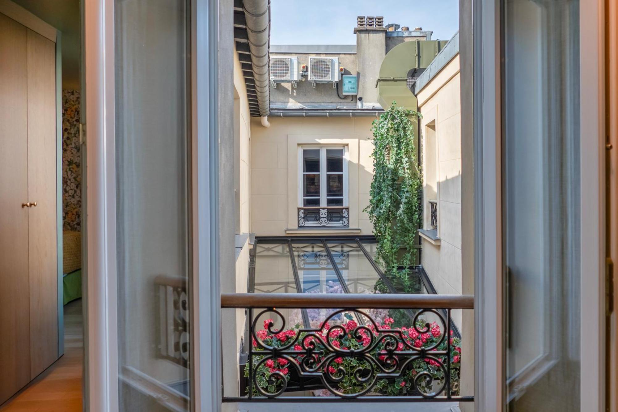 Maison La Boheme Montmartre - Studios & Apartments Paris Exterior foto